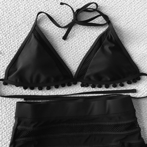 Victoria secret 2 piece swim suit - Picture 3 of 6